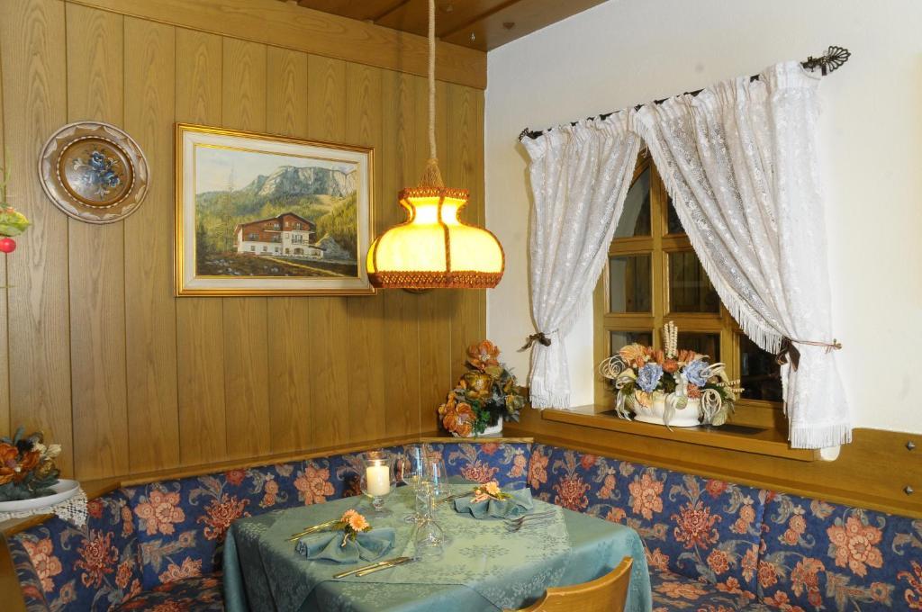 Hotel Villa Eden Rocca Pietore Bagian luar foto